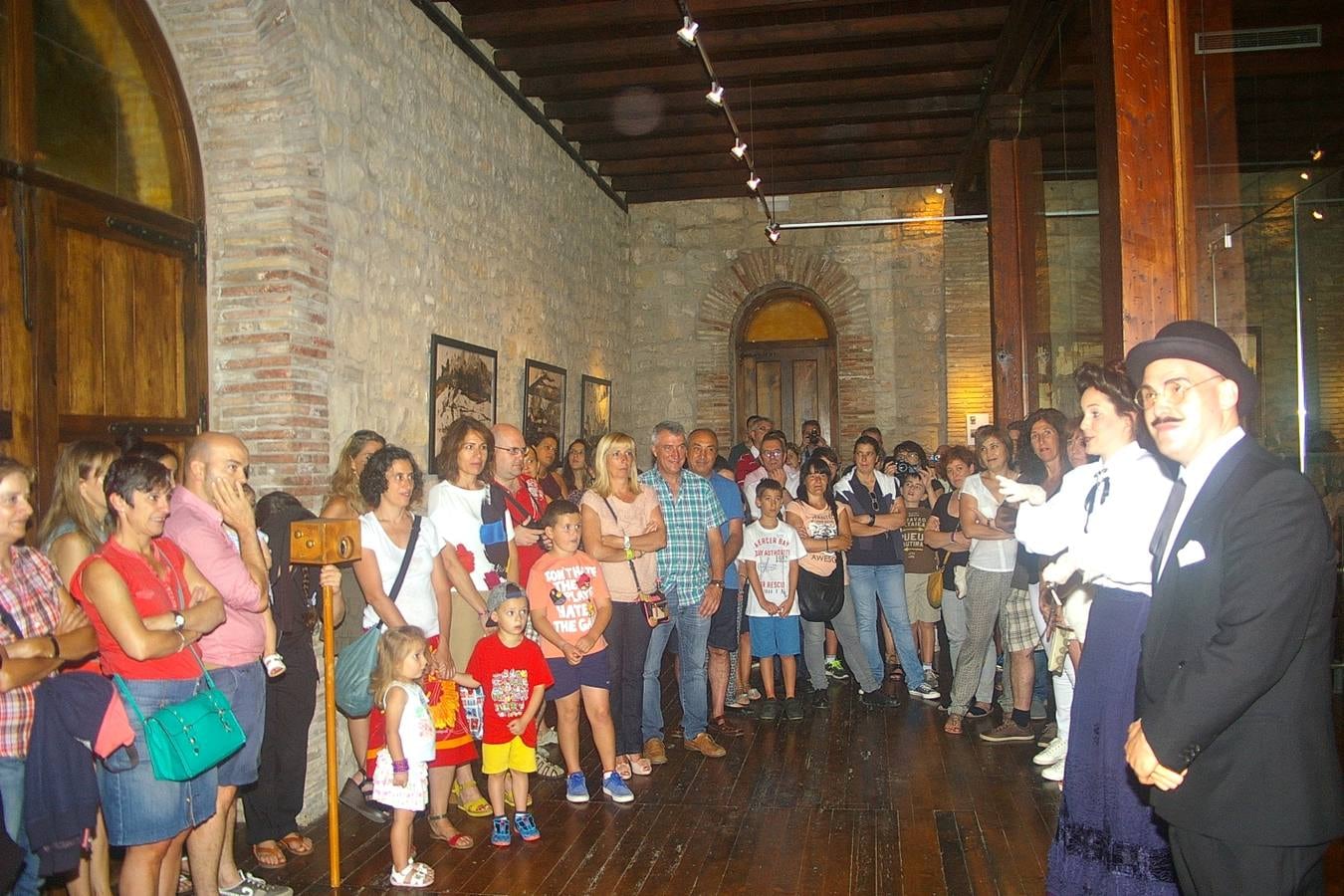Jornada de puertas abiertas en Bodegas Riojanas en Cenicero